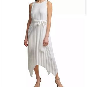 Jessica Howard White Tie Waist Pleated Midi Tank Dress
